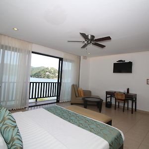 Busuanga Bay Lodge